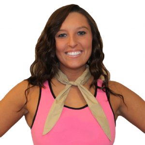 Woman wearing a pink tank top and beige cooling neck band on a white background